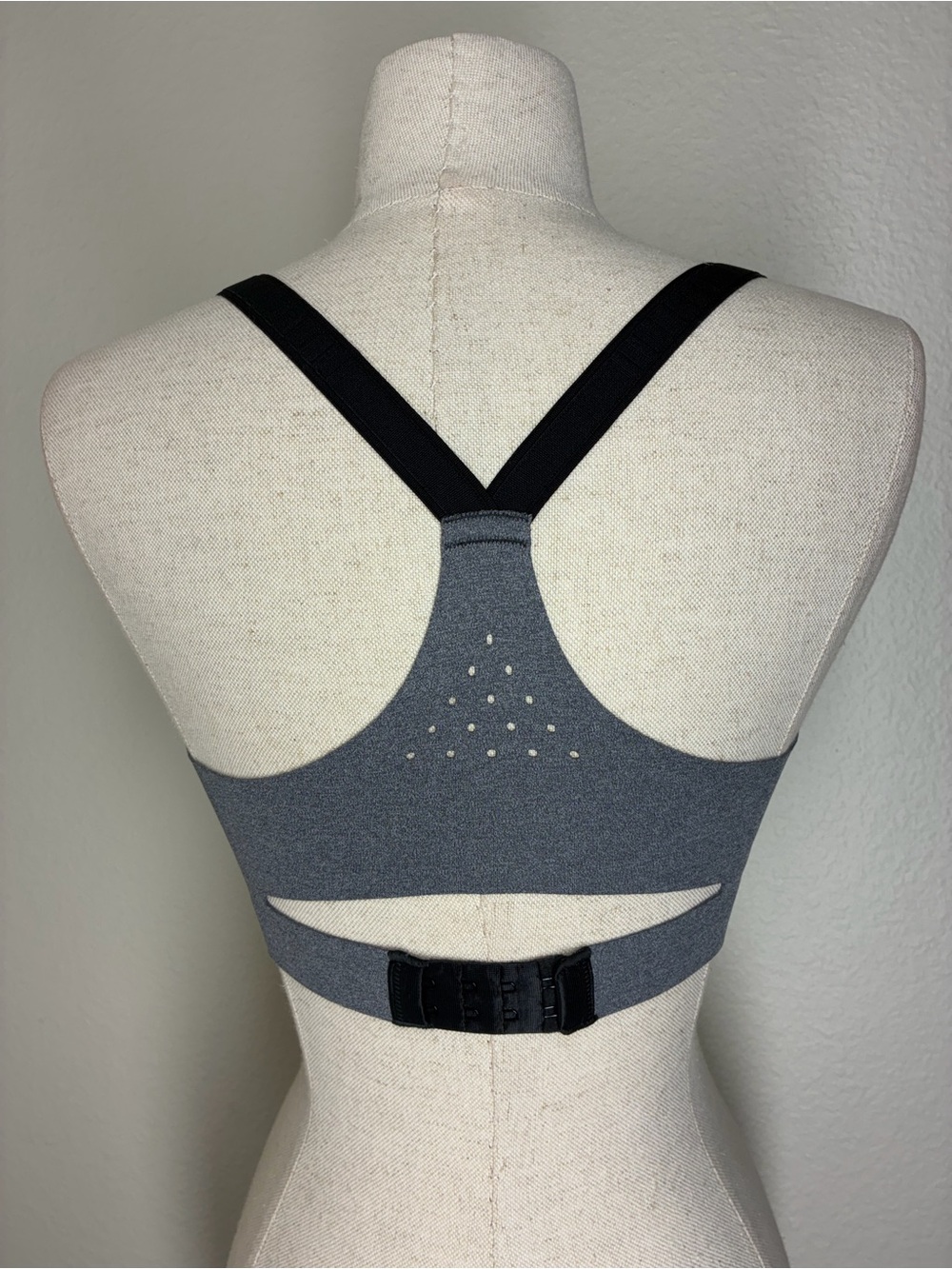 all in motion Gray Seamless Support Sports Bra, size Small - Picture 3 of 3